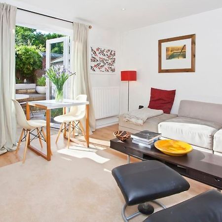 Walking Distance To Racecourse And City Centre York Kültér fotó