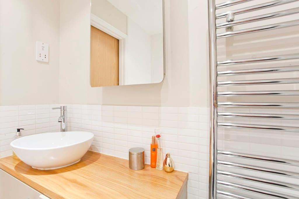 Walking Distance To Racecourse And City Centre York Kültér fotó