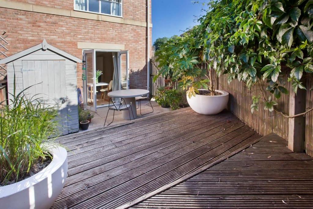 Walking Distance To Racecourse And City Centre York Kültér fotó